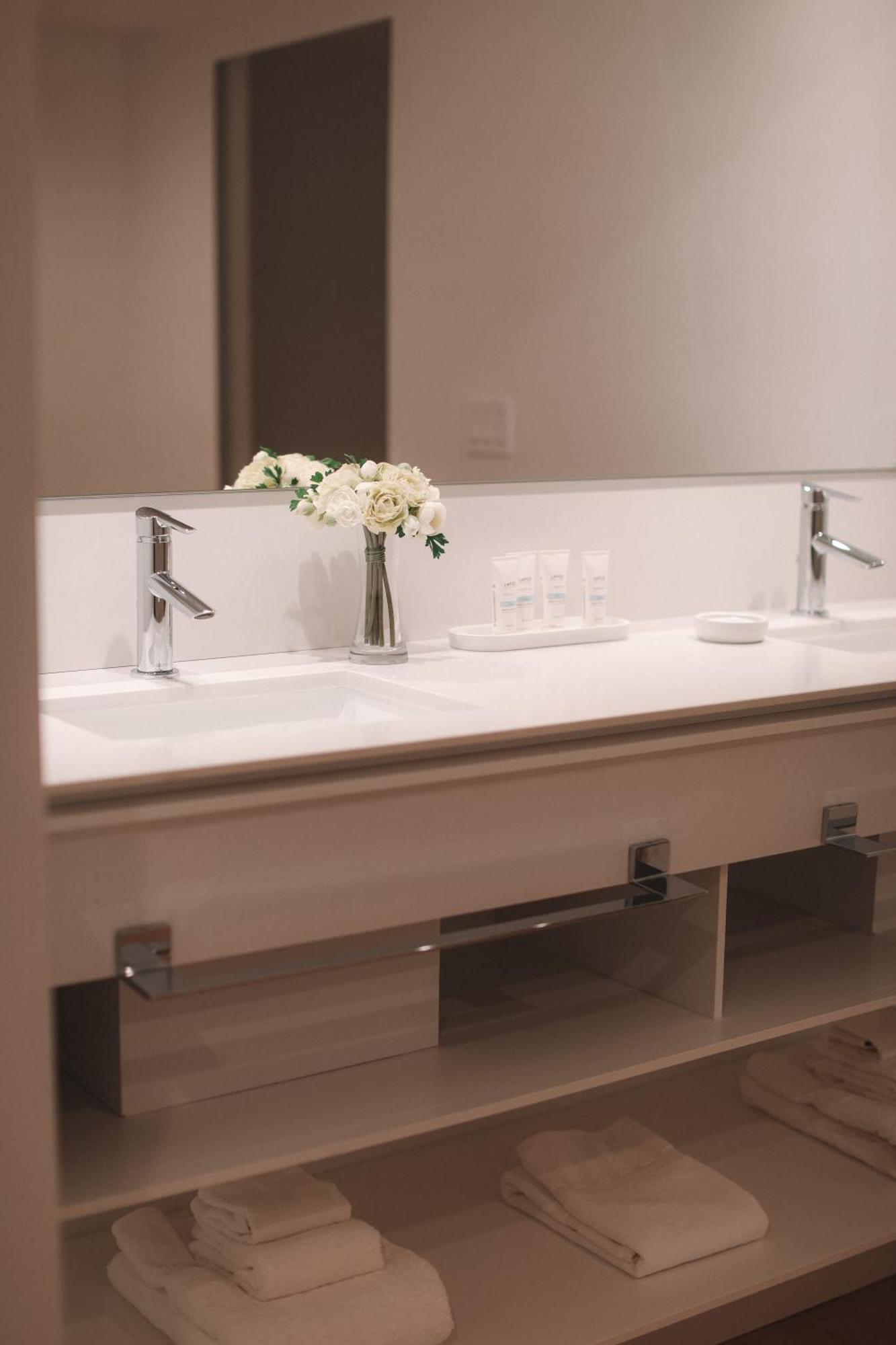 Beach Haus Residences Bal Harbour Rum bild